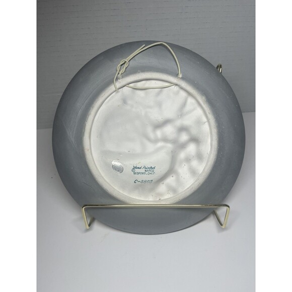 Napcoware National Potteries Corporation 1960’s 3D Decorative Plates Set Of 2 - Picture 7 of 7